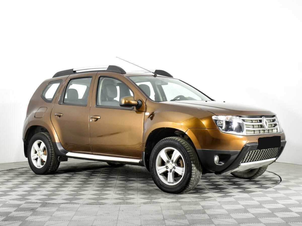 Renault Duster б/у, 2014, Механическая. Фото: #2