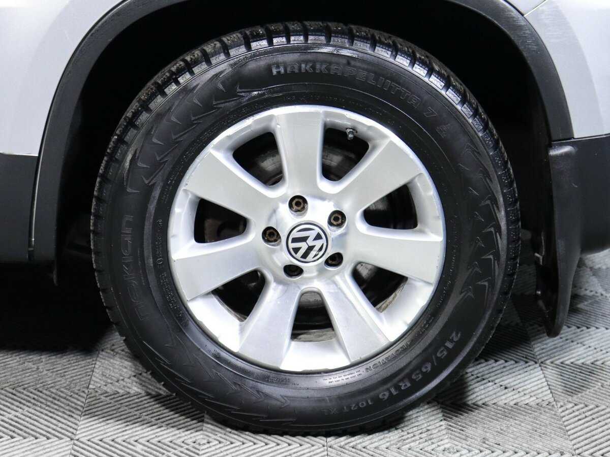 Volkswagen Tiguan б/у, 2012, Автоматическая. Фото: #11