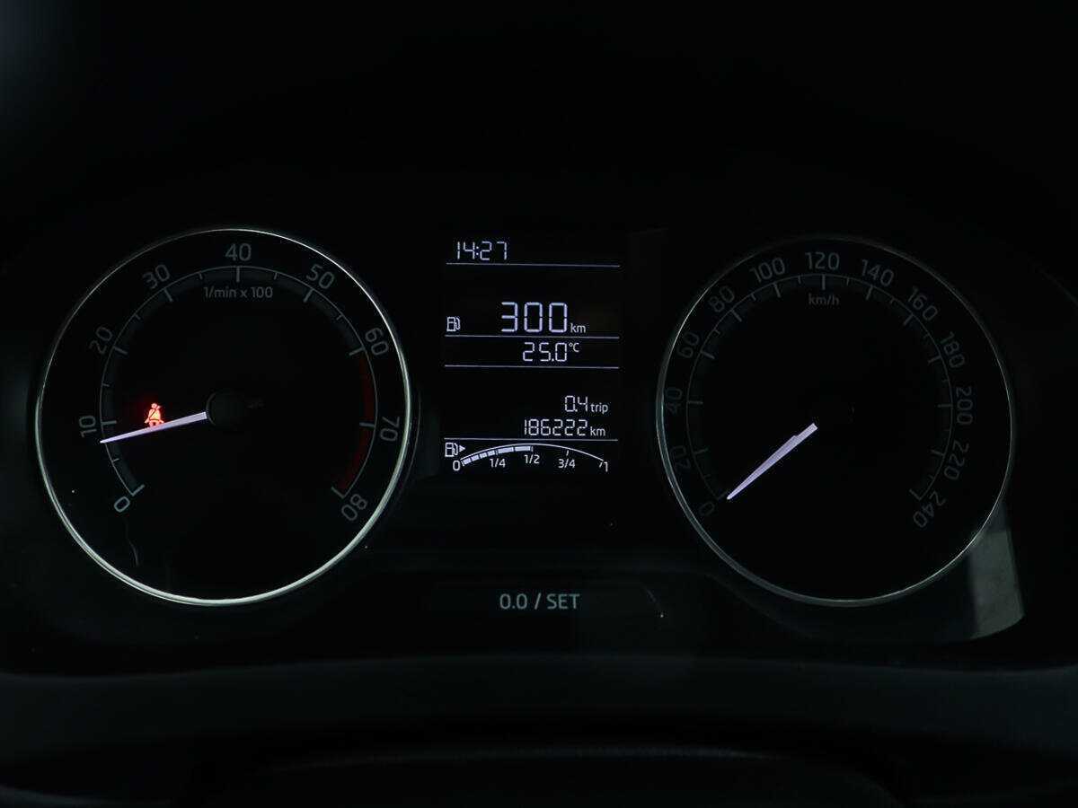 Skoda Rapid б/у, 2017, Механическая. Фото: #12