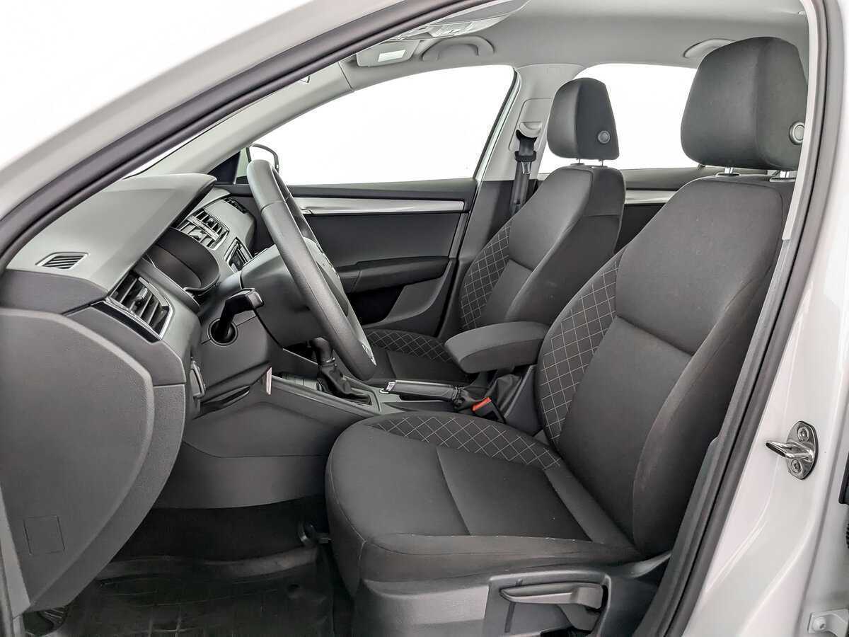 Skoda Octavia б/у, 2020, Автоматическая. Фото: #15