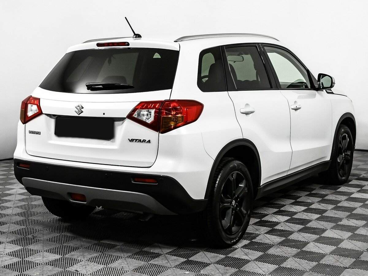 Suzuki Vitara б/у, 2016, Автоматическая. Фото: #4