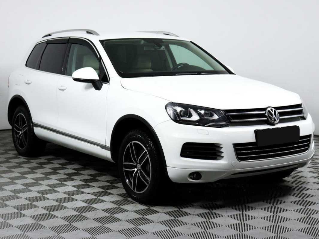 Volkswagen Touareg б/у, 2012, Автоматическая. Фото: #2