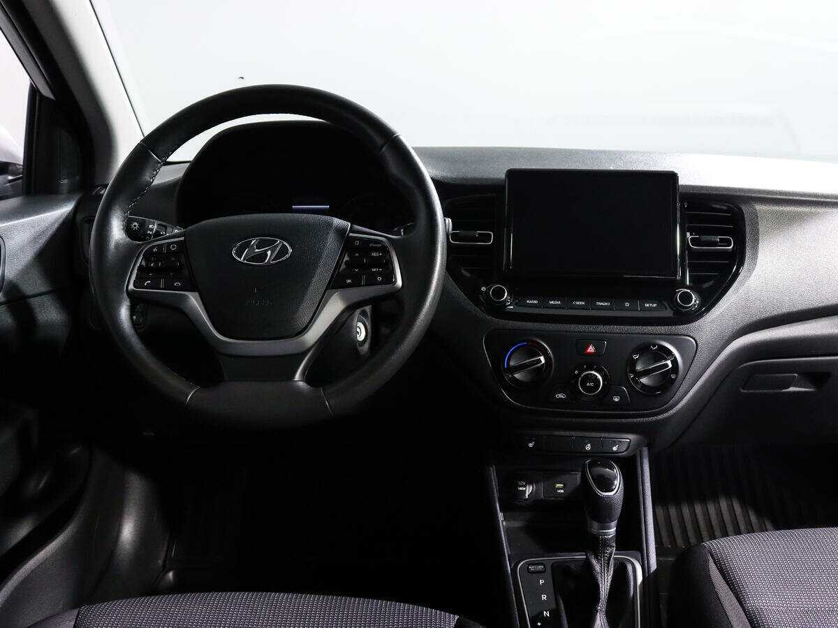 Hyundai Solaris б/у, 2022, Автоматическая. Фото: #9