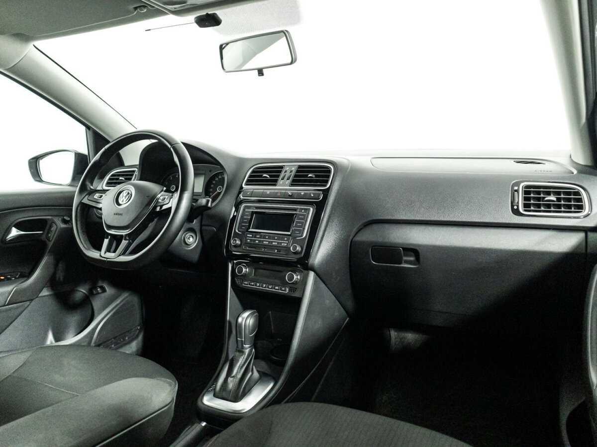 Volkswagen Polo б/у, 2018, Автоматическая. Фото: #8