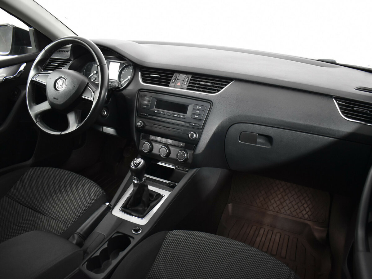 Skoda Octavia б/у, 2014, Механическая. Фото: #9