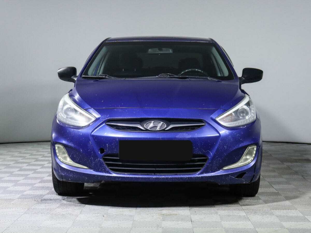 Hyundai Solaris б/у, 2013, Механическая. Фото: #1