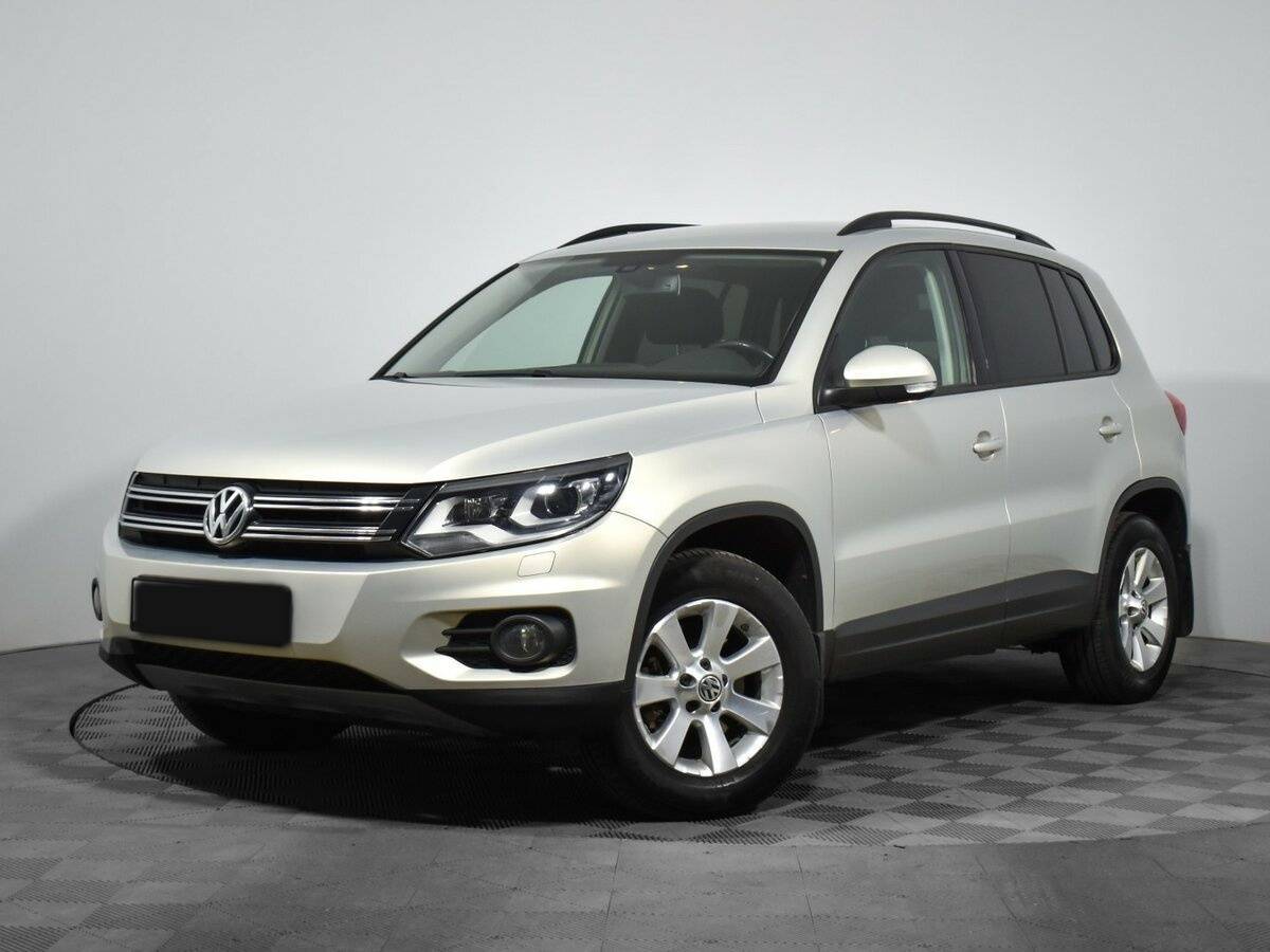 Volkswagen Tiguan б/у, 2013, Автоматическая. Фото: #0