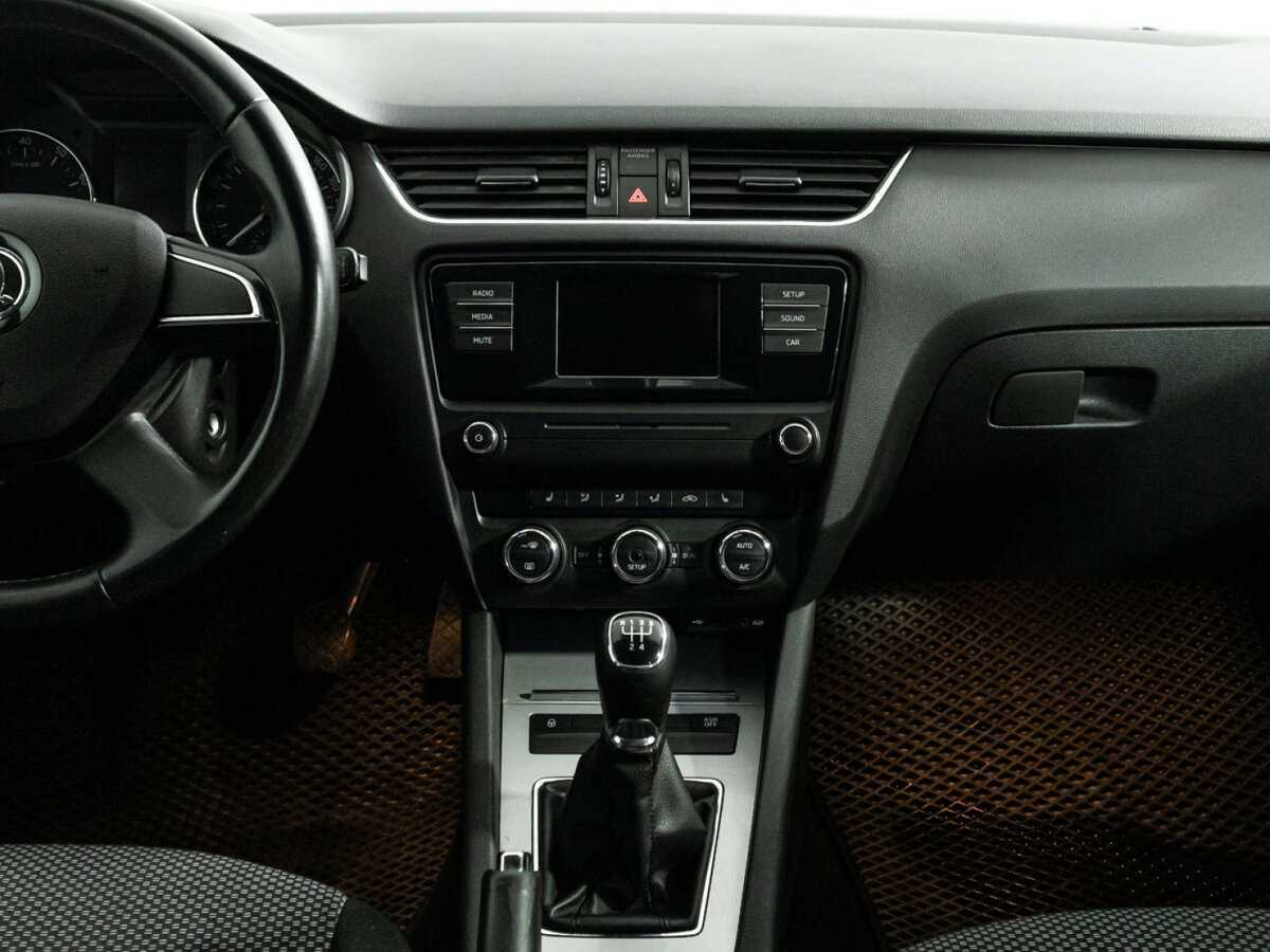 Skoda Octavia б/у, 2014, Механическая. Фото: #13