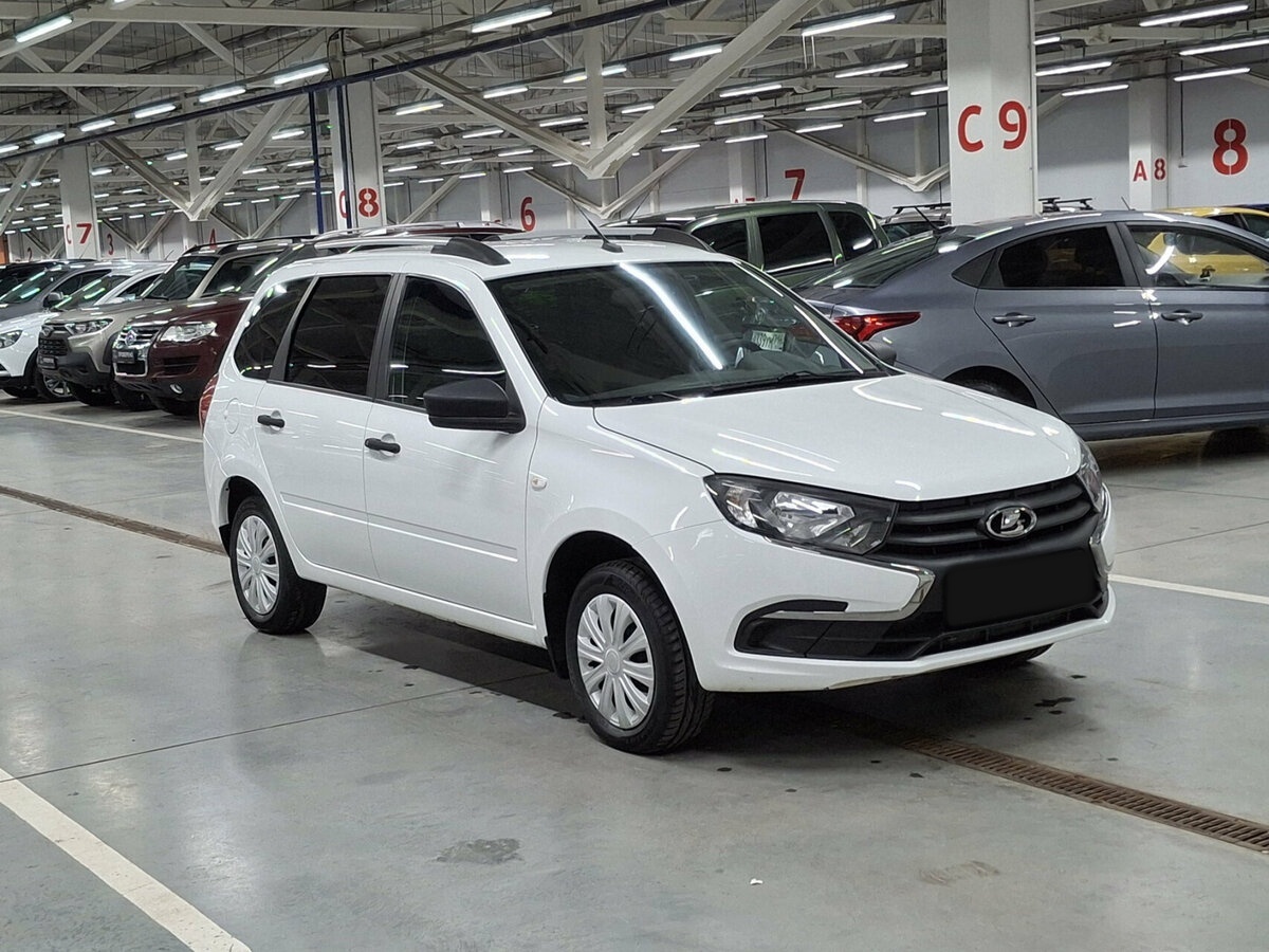 Lada (ВАЗ) Granta б/у, 2020, Механическая. Фото: #2