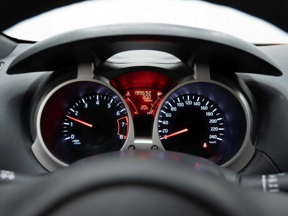 Nissan Juke б/у, 2012, Механическая. Фото: #14