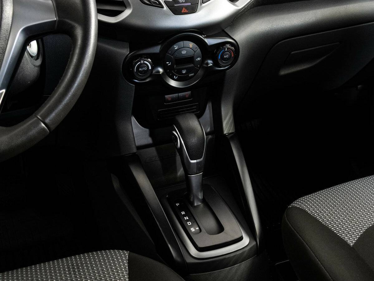 Ford EcoSport б/у, 2016, Роботизированная. Фото: #12