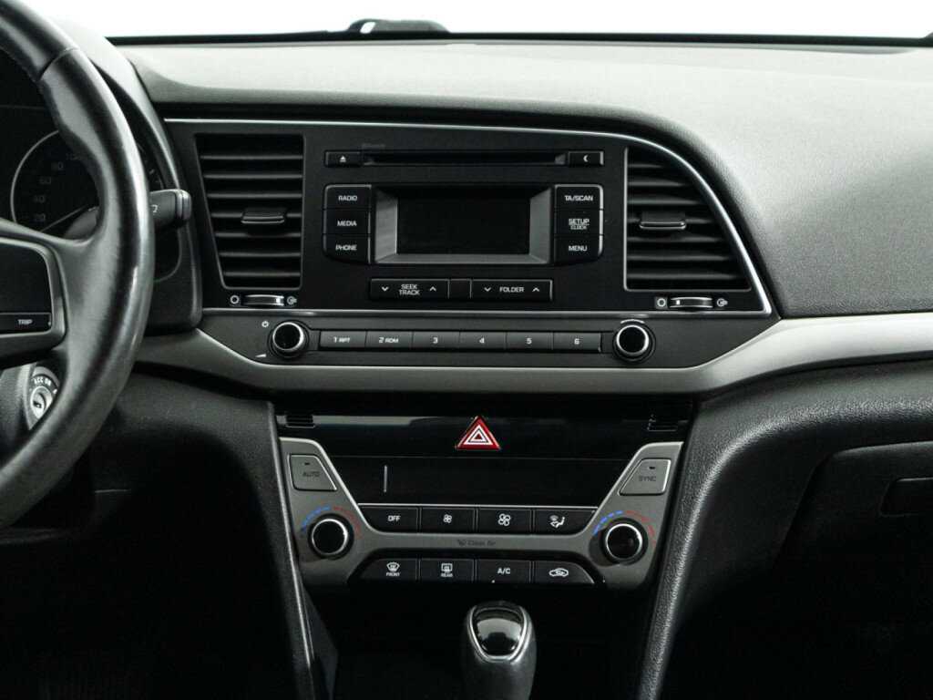 Hyundai Elantra б/у, 2017, Автоматическая. Фото: #13