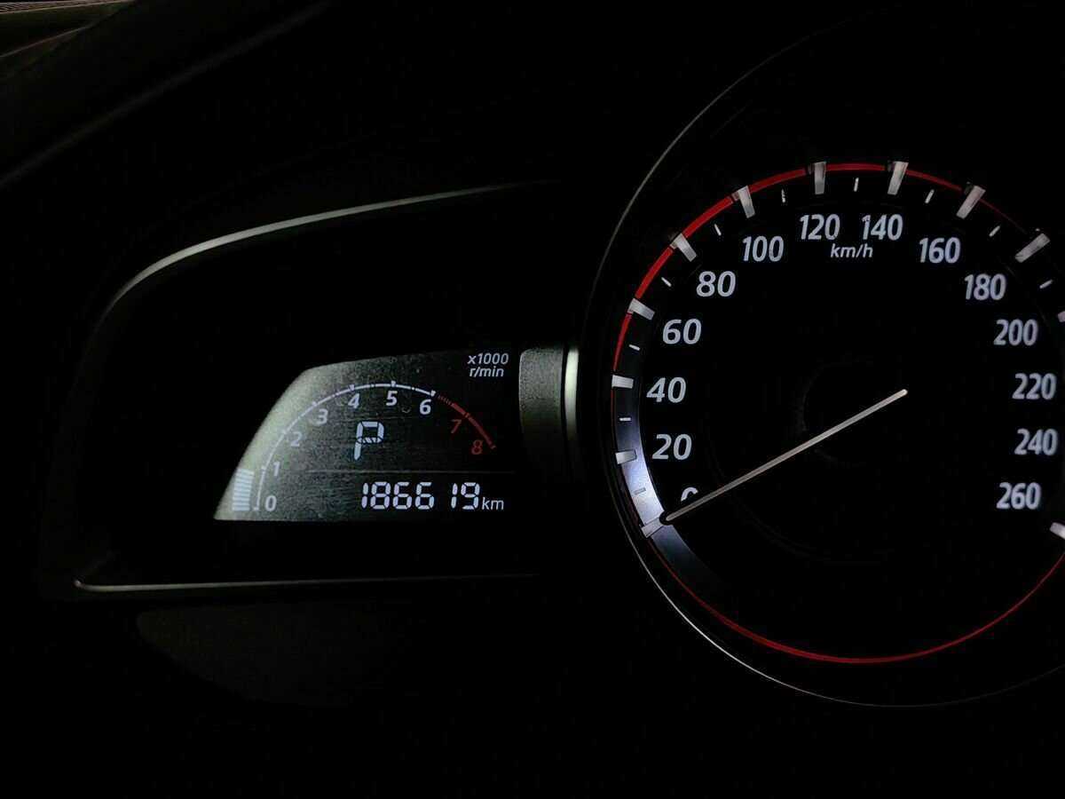 Mazda 3 б/у, 2014, Автоматическая. Фото: #14