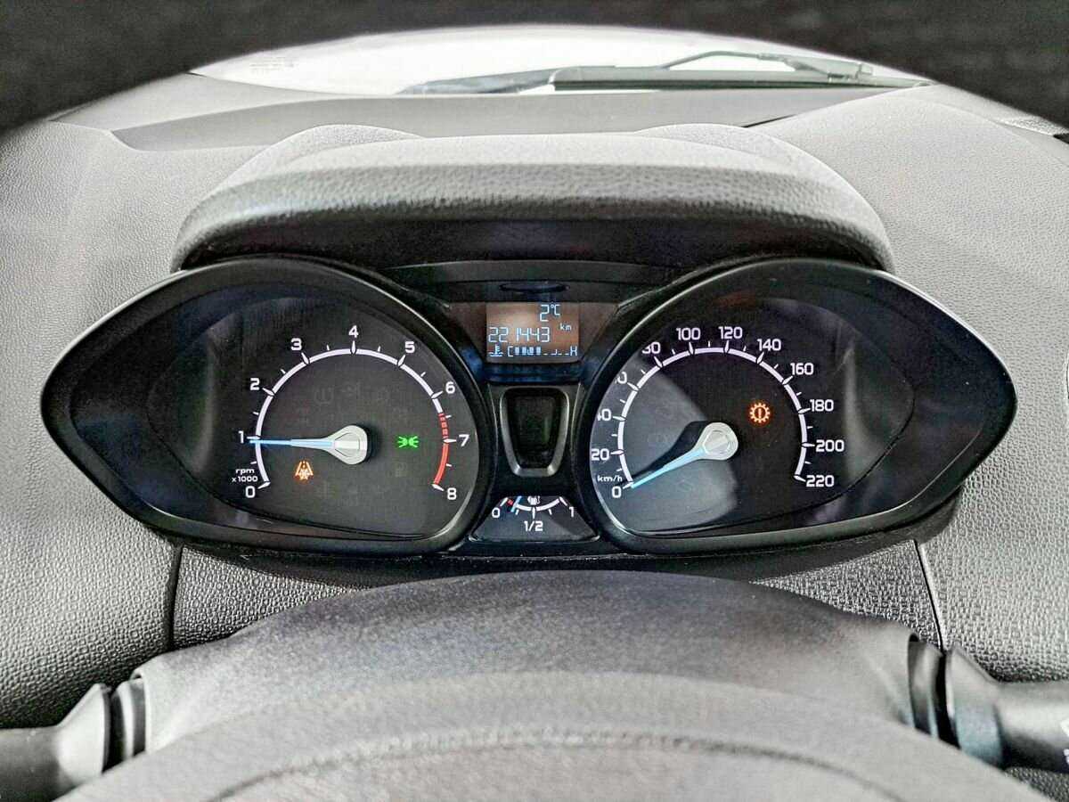Ford EcoSport б/у, 2015, Механическая. Фото: #10