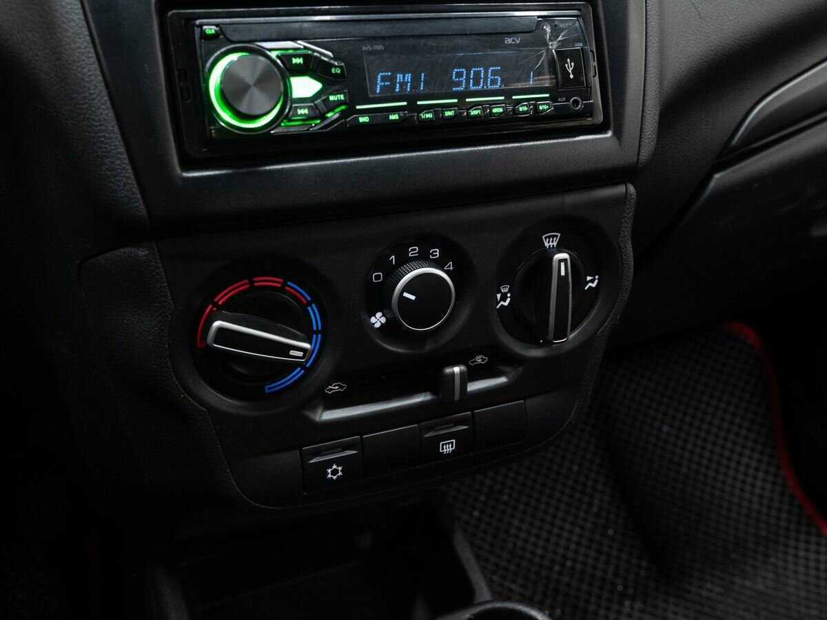 Lada (ВАЗ) Granta б/у, 2018, Механическая. Фото: #18