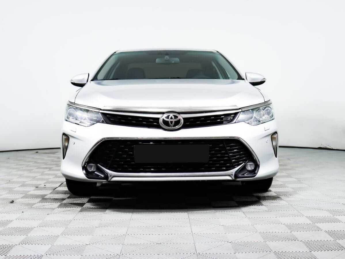 Toyota Camry б/у, 2015, Автоматическая. Фото: #1