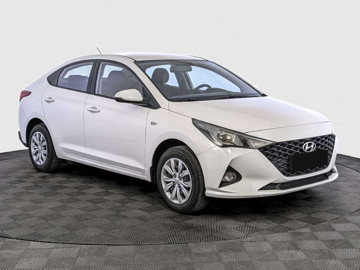 Hyundai Solaris б/у, 2022, Автоматическая. Фото: #2