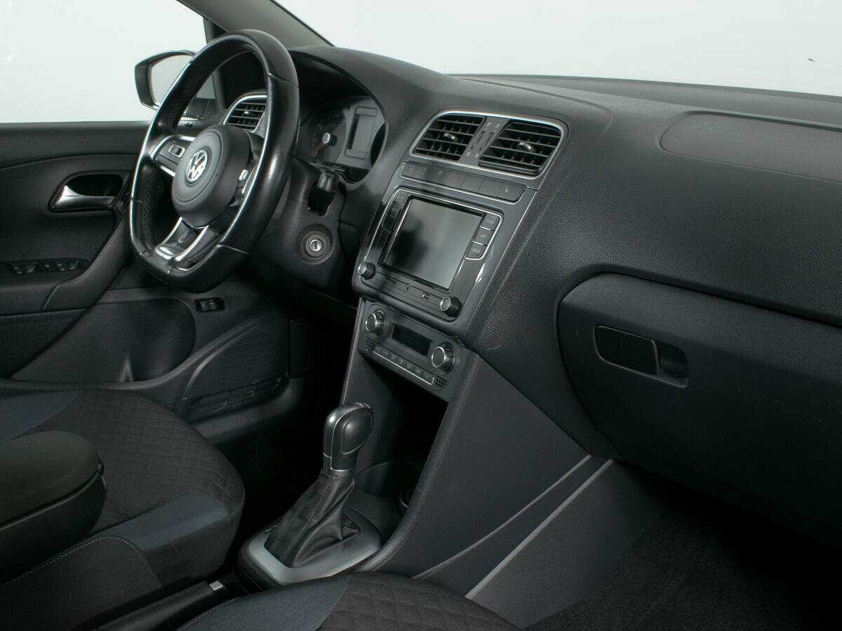 Volkswagen Polo б/у, 2019, Роботизированная. Фото: #8