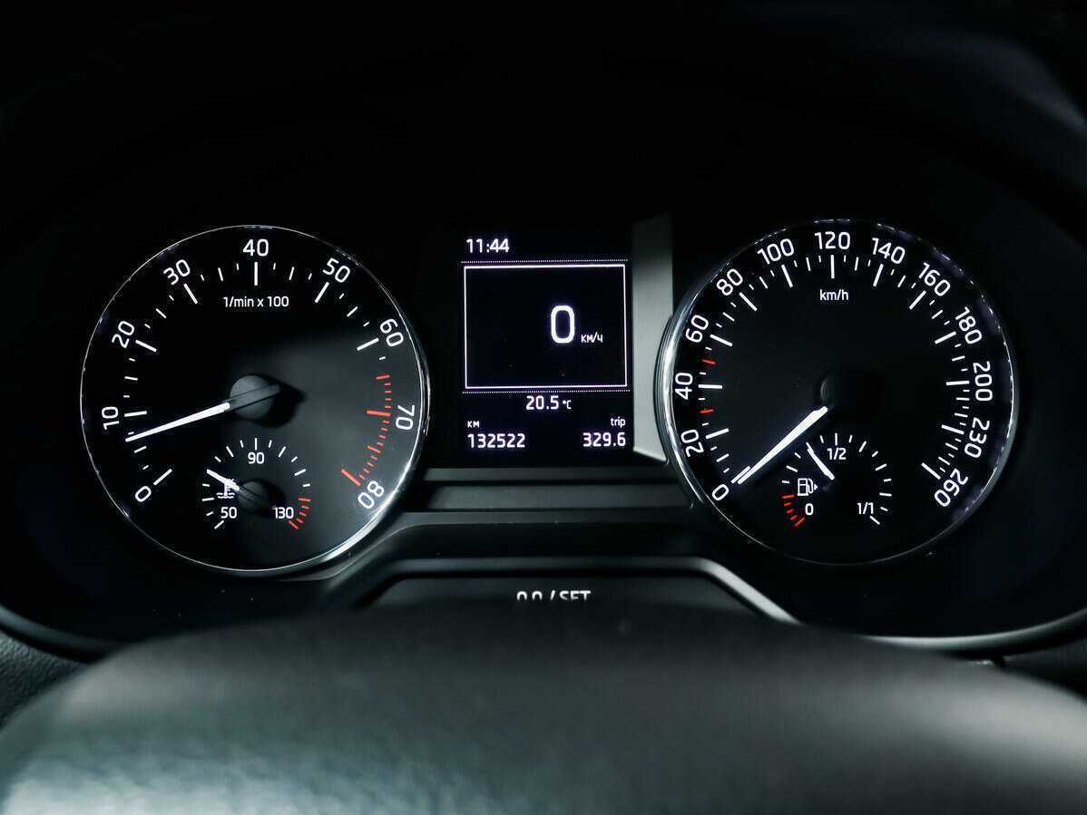 Skoda Octavia б/у, 2014, Механическая. Фото: #9