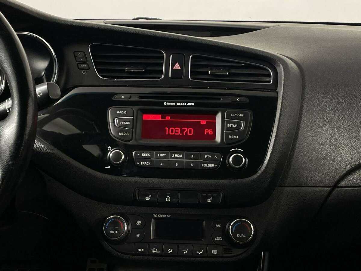 Kia Ceed б/у, 2013, Автоматическая. Фото: #11