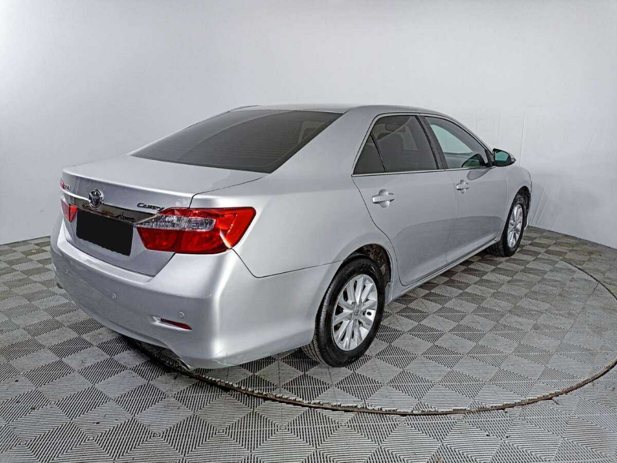 Toyota Camry б/у, 2012, Автоматическая. Фото: #4