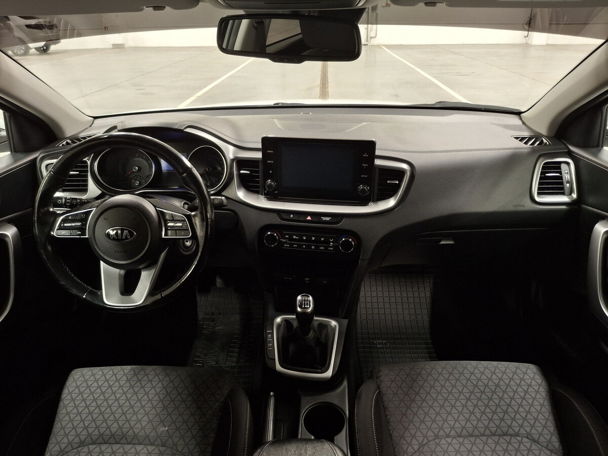 Kia Ceed б/у, 2019, Механическая. Фото: #13