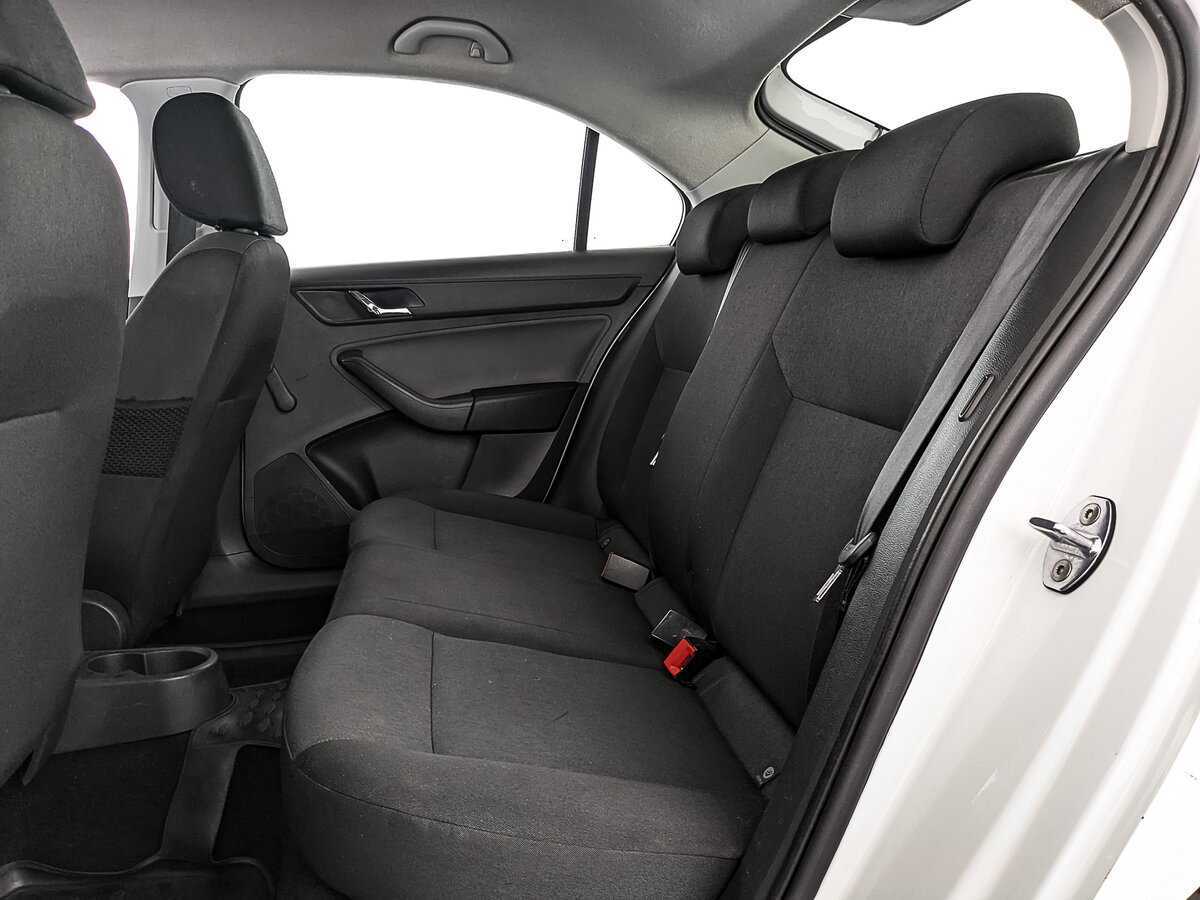 Skoda Rapid б/у, 2017, Механическая. Фото: #16