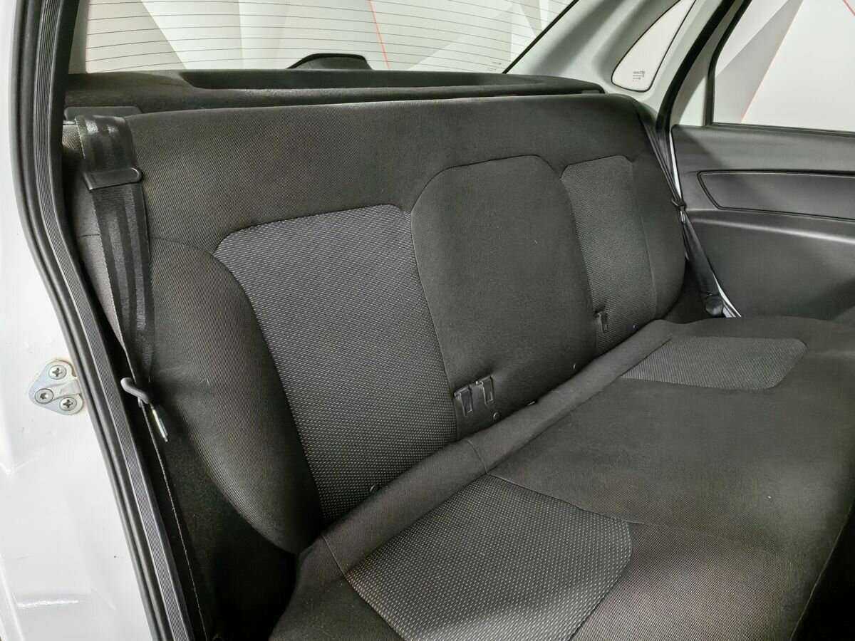 Lada (ВАЗ) Granta б/у, 2020, Механическая. Фото: #15