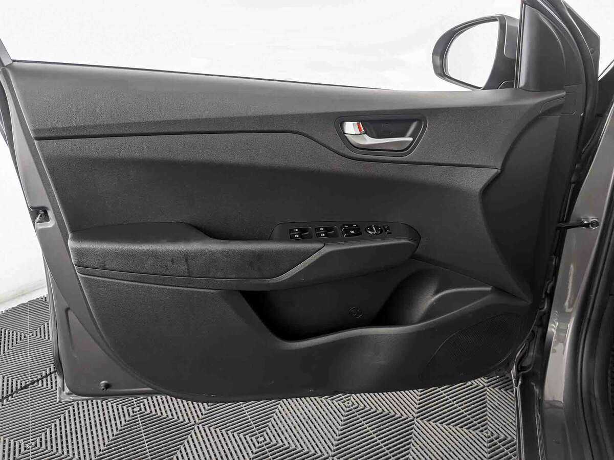 Hyundai Solaris б/у, 2021, Автоматическая. Фото: #14