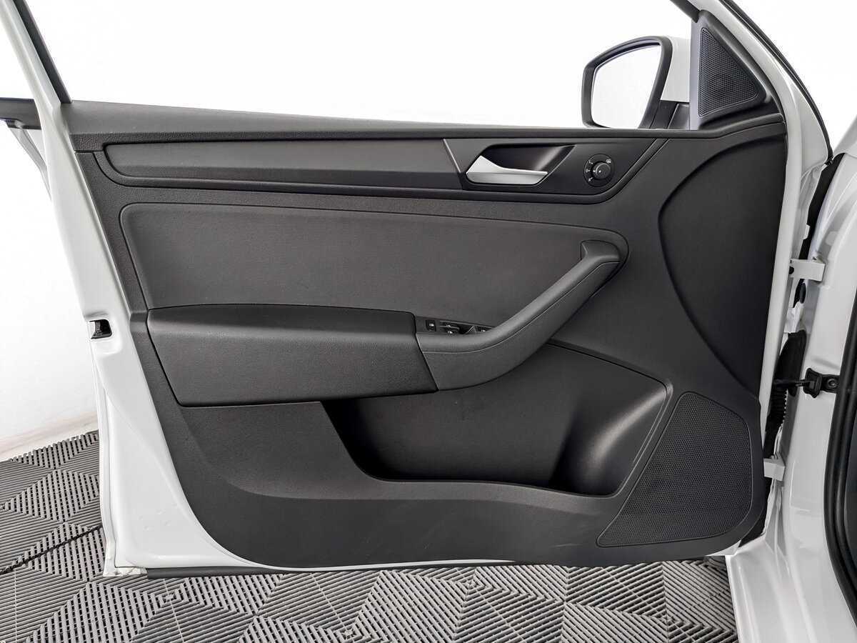 Volkswagen Polo б/у, 2020, Автоматическая. Фото: #14