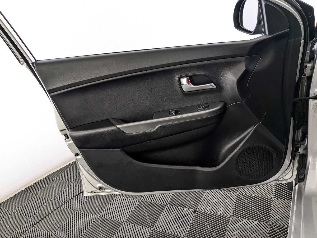 Kia Rio б/у, 2014, Автоматическая. Фото: #14