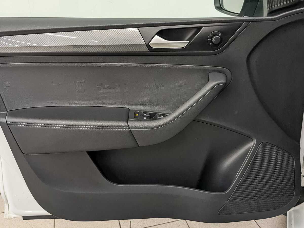 Volkswagen Polo б/у, 2021, Автоматическая. Фото: #18