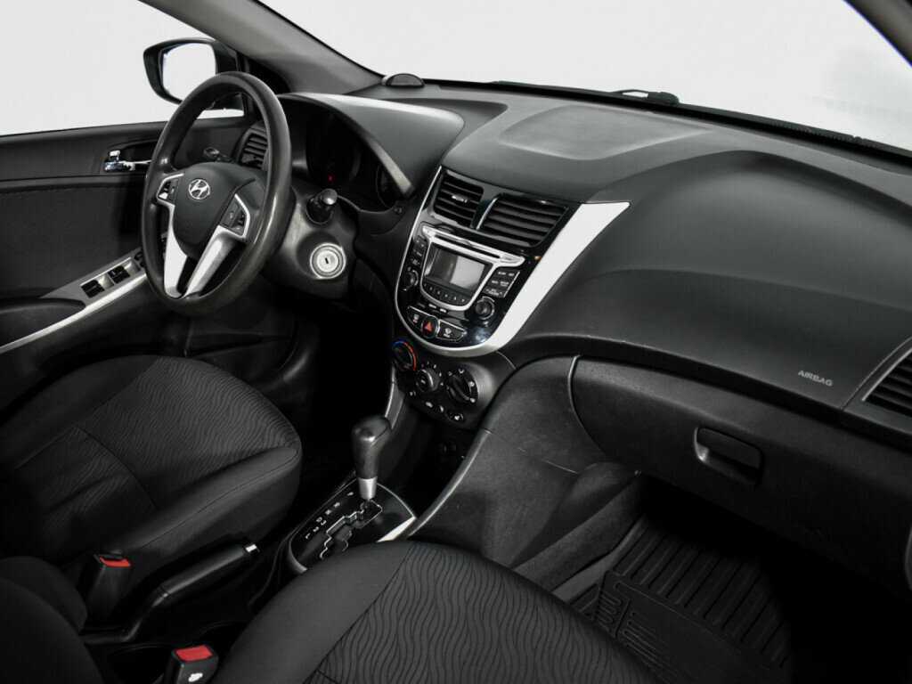 Hyundai Solaris б/у, 2012, Автоматическая. Фото: #8