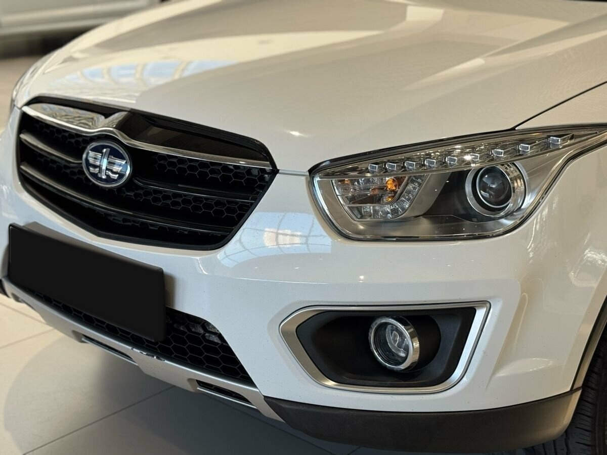 FAW Besturn X80 б/у, 2017, Автоматическая. Фото: #3