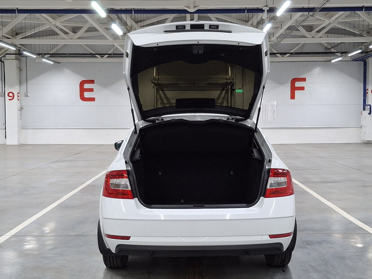 Skoda Octavia б/у, 2018, Механическая. Фото: #9