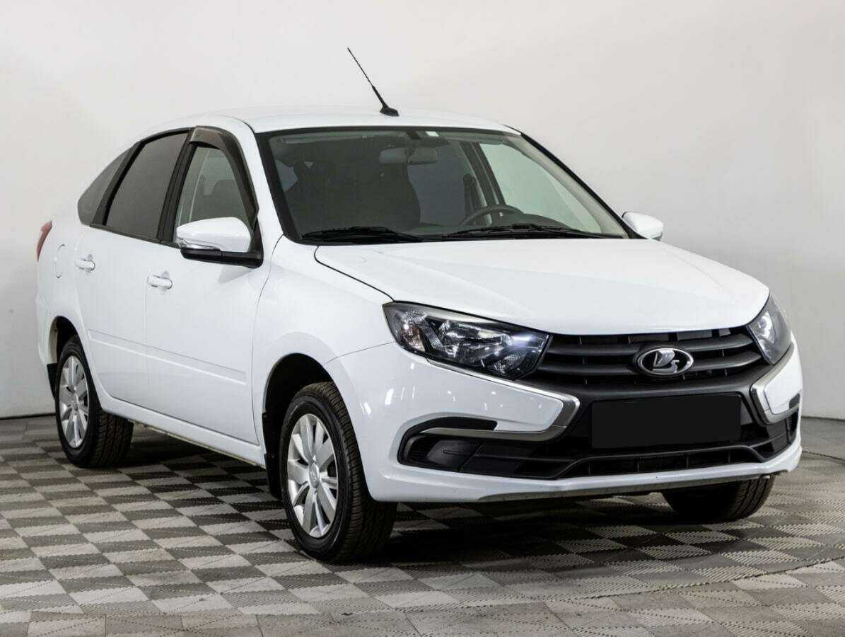 Lada (ВАЗ) Granta б/у, 2022, Механическая. Фото: #2
