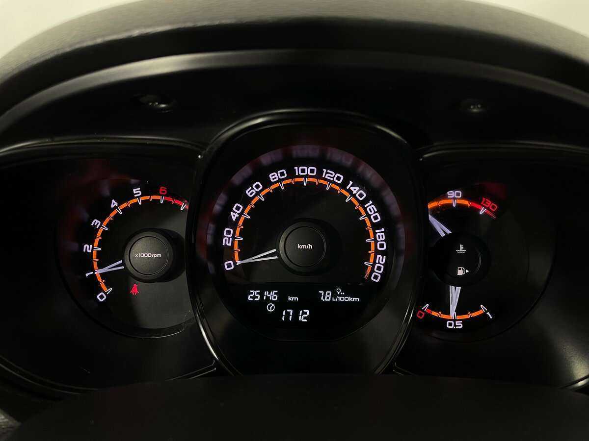 Lada (ВАЗ) Vesta б/у, 2021, Механическая. Фото: #10