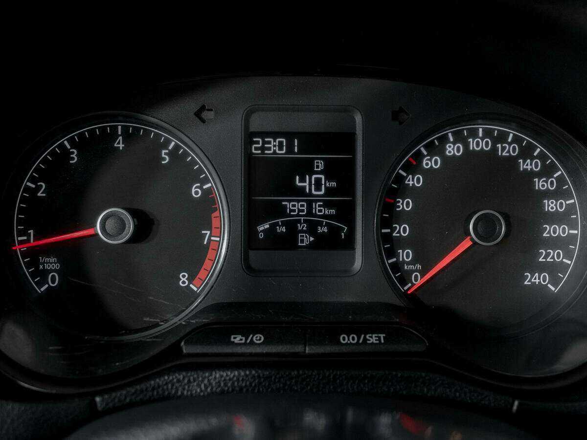 Volkswagen Polo б/у, 2020, Механическая. Фото: #10