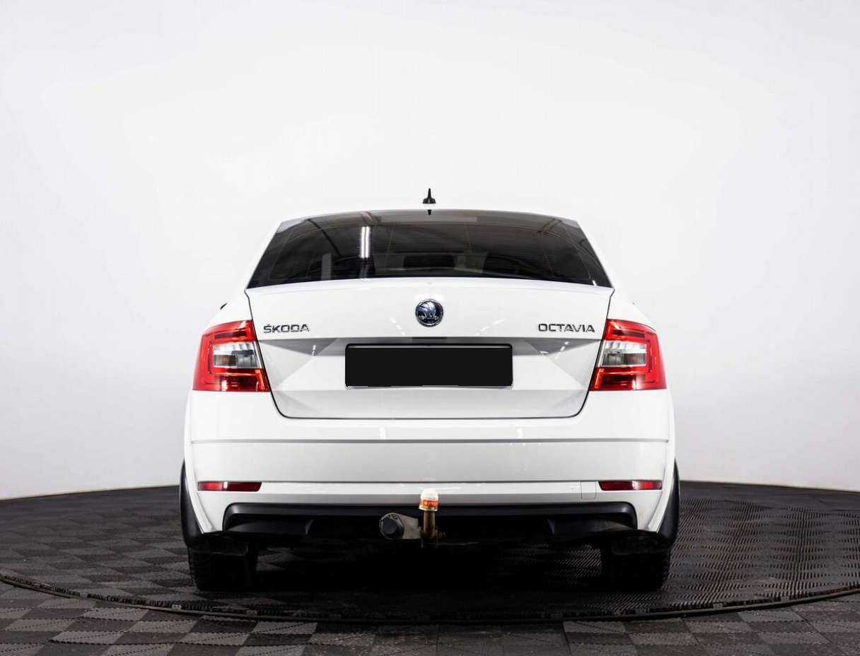 Skoda Octavia б/у, 2019, Механическая. Фото: #4