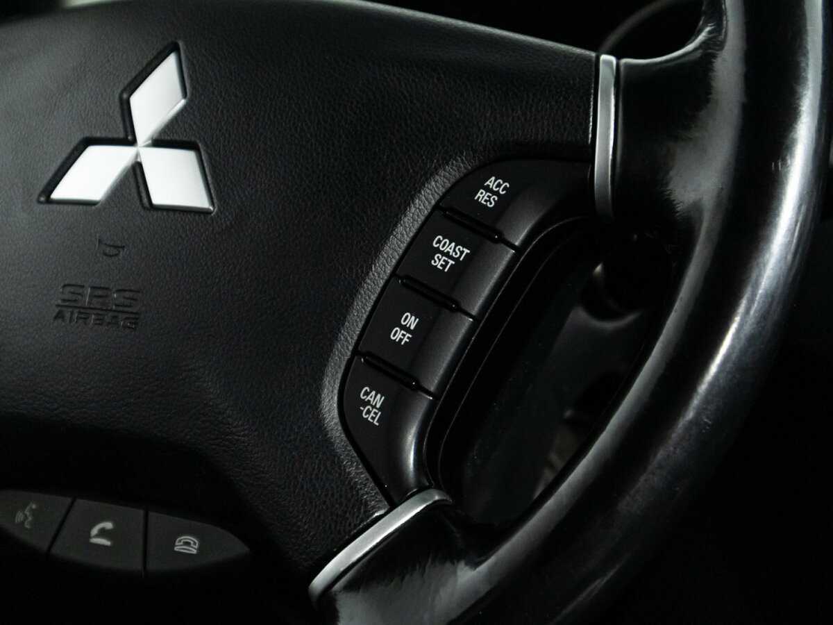 Mitsubishi Pajero б/у, 2012, Автоматическая. Фото: #17