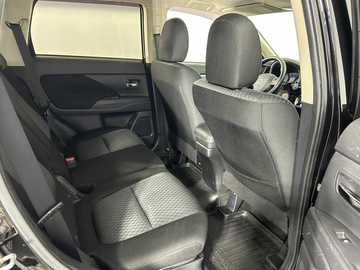 Mitsubishi Outlander б/у, 2015, Вариатор. Фото: #14