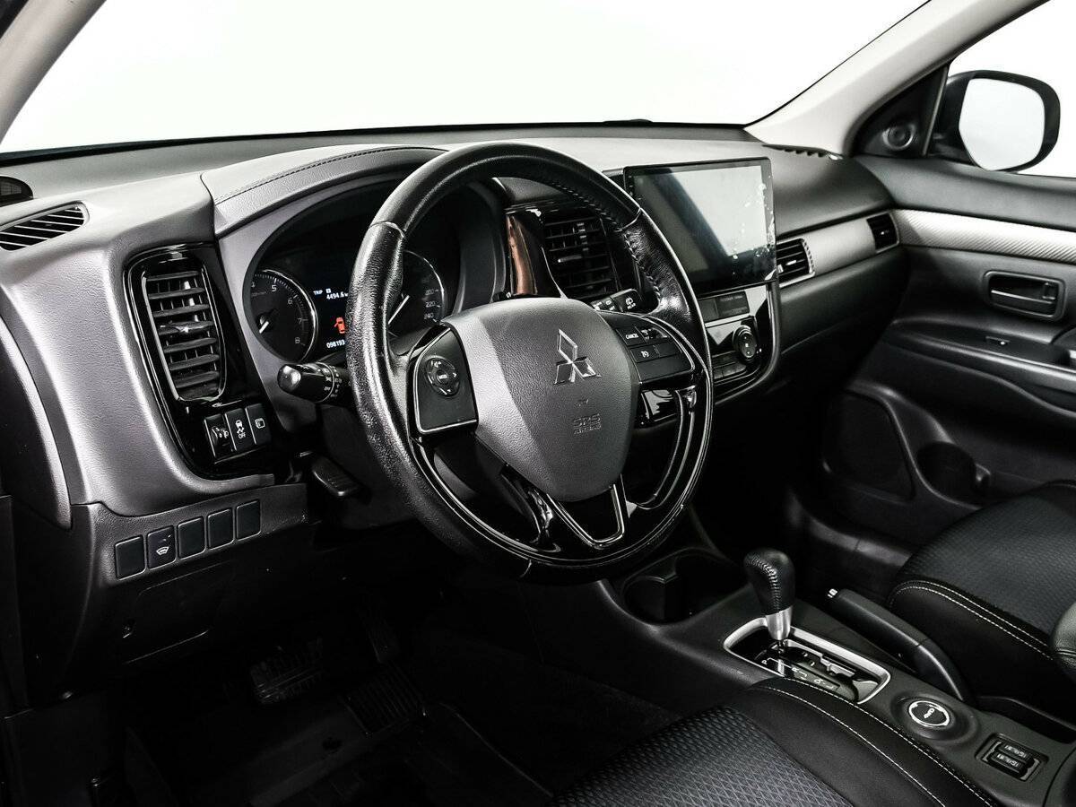 Mitsubishi Outlander б/у, 2016, Вариатор. Фото: #12