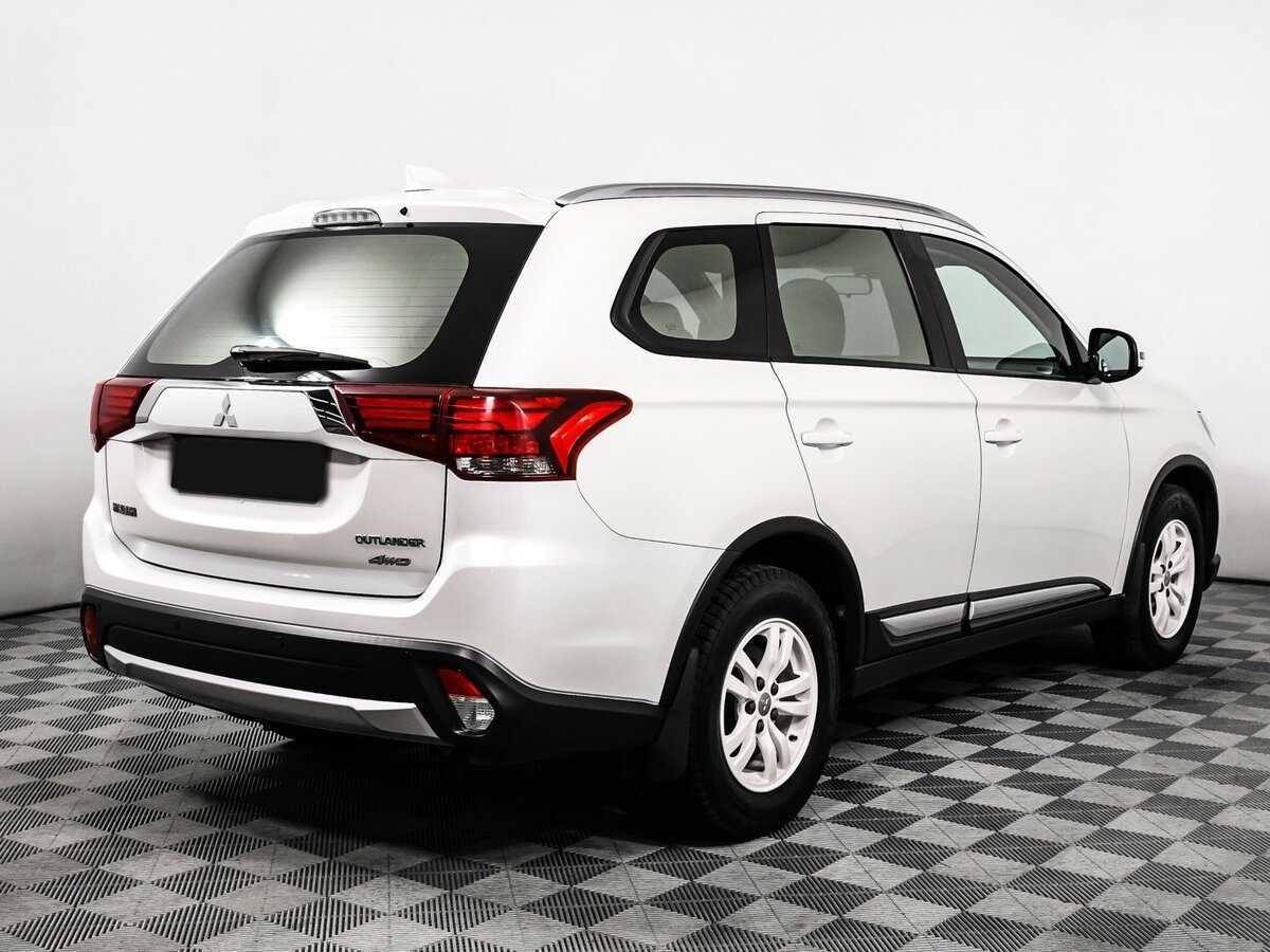 Mitsubishi Outlander б/у, 2017, Вариатор. Фото: #4
