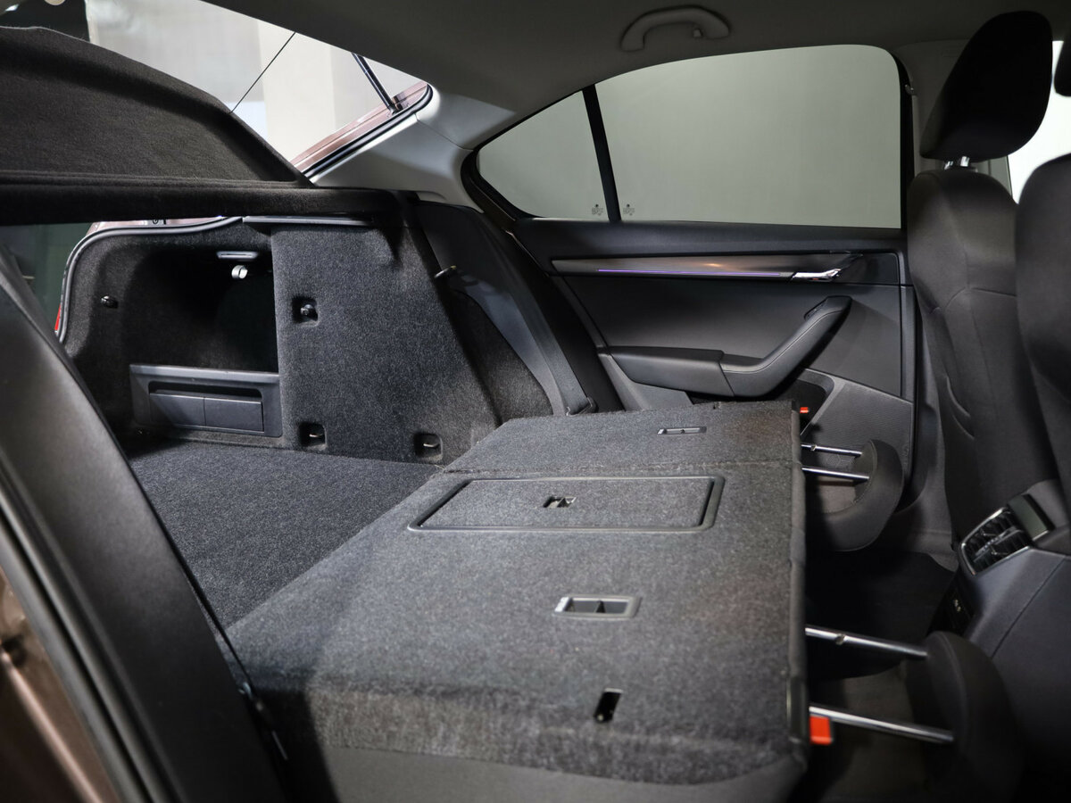 Skoda Octavia б/у, 2017, Роботизированная. Фото: #13