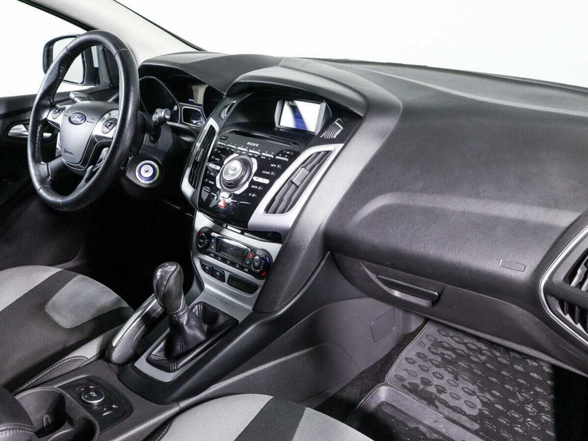 Ford Focus б/у, 2013, Механическая. Фото: #6