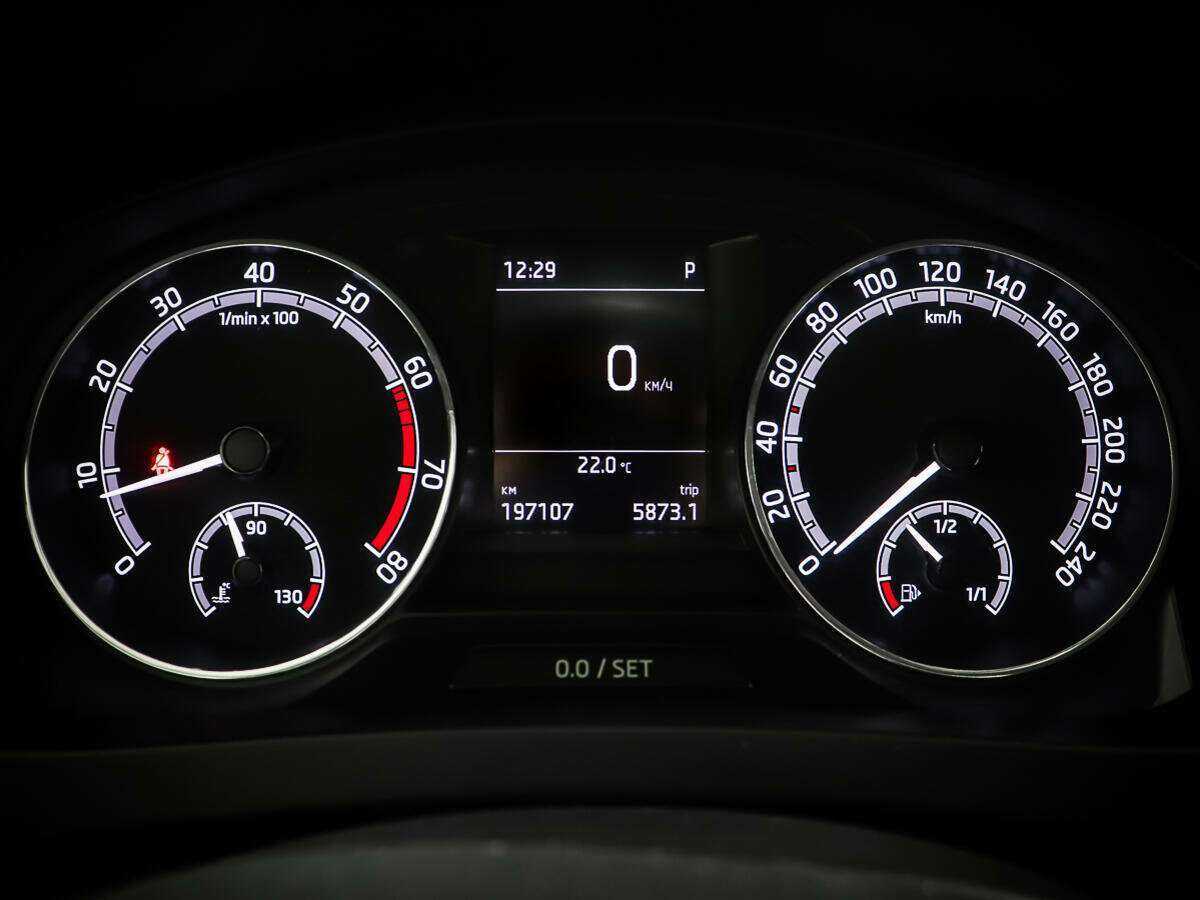 Skoda Rapid б/у, 2017, Роботизированная. Фото: #13