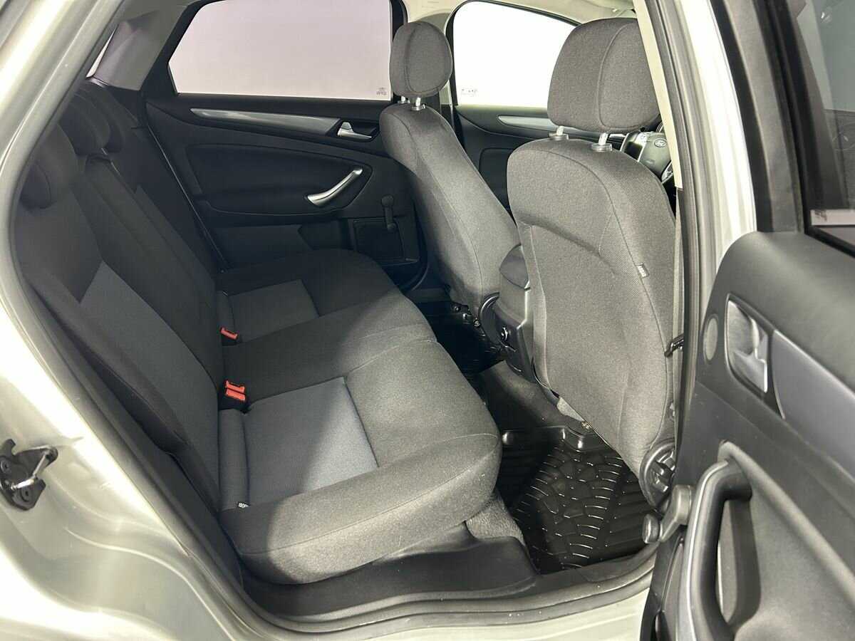 Ford Mondeo б/у, 2012, Механическая. Фото: #15