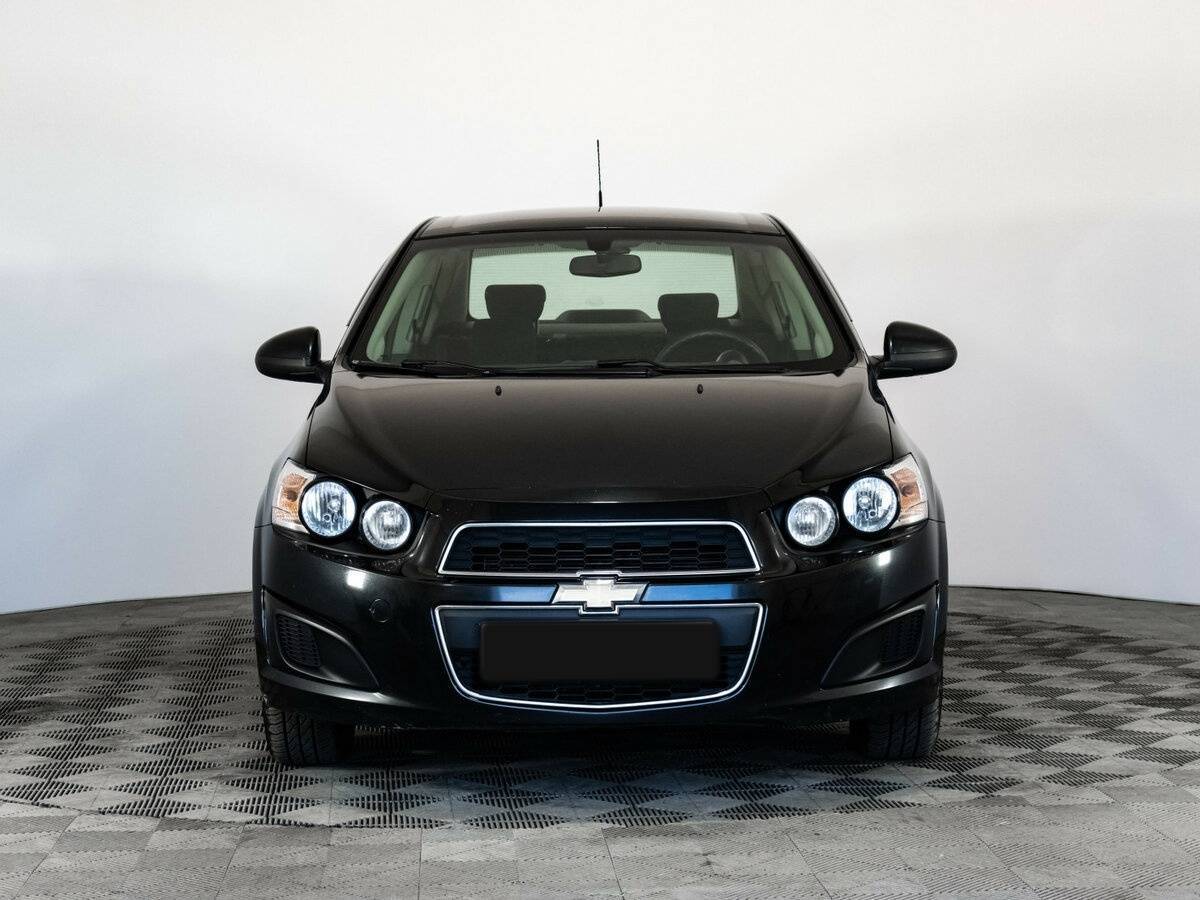 Chevrolet Aveo б/у, 2014, Автоматическая. Фото: #1