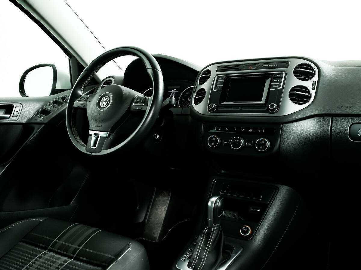 Volkswagen Tiguan б/у, 2016, Автоматическая. Фото: #8
