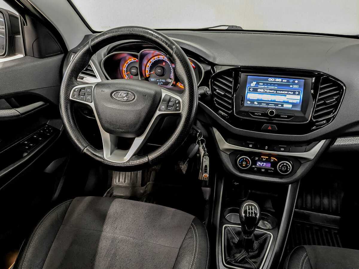 Lada (ВАЗ) Vesta б/у, 2019, Механическая. Фото: #26